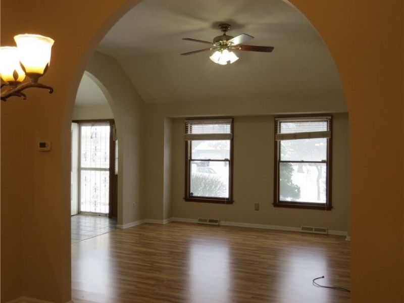 539 Fieldstone Dr., Amherst, OH 44001 Photo 4