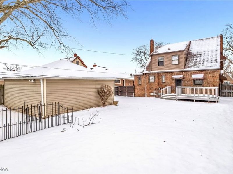 16605 Woodbury Avenue, Cleveland, OH 44135 Photo 38