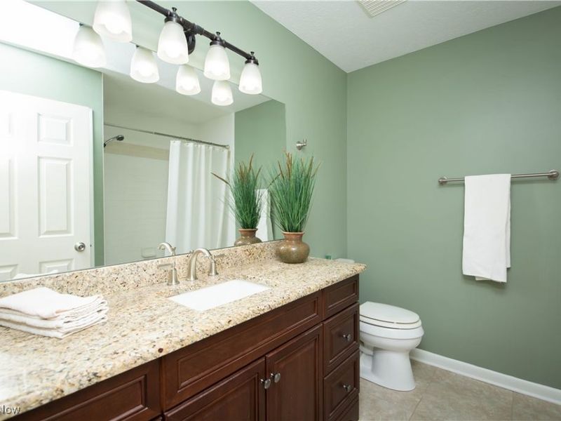 750-2 Hampton Circle, Unit 2, Aurora, OH 44202 Photo 15