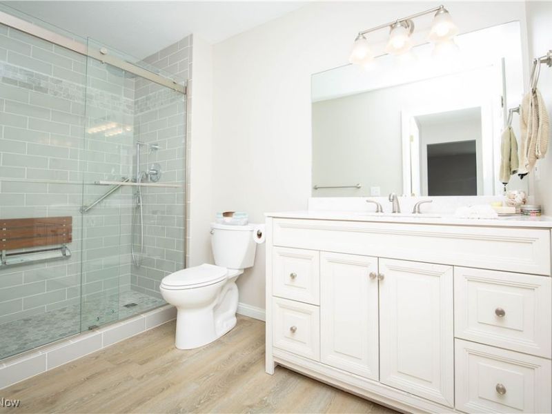 750-2 Hampton Circle, Unit 2, Aurora, OH 44202 Photo 23