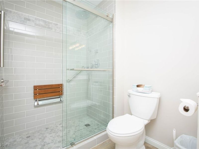 750-2 Hampton Circle, Unit 2, Aurora, OH 44202 Photo 24