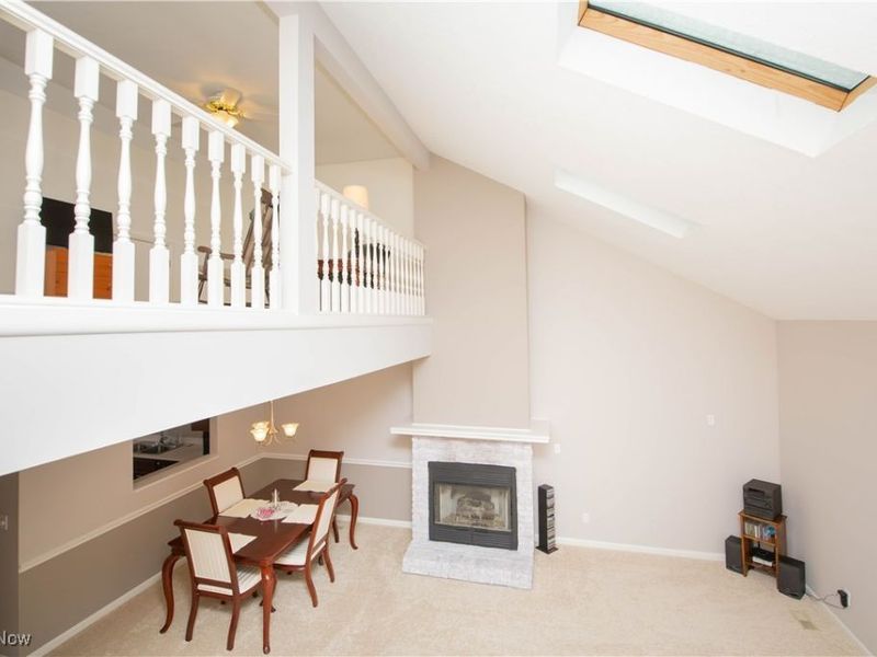 750-2 Hampton Circle, Unit 2, Aurora, OH 44202 Photo 8