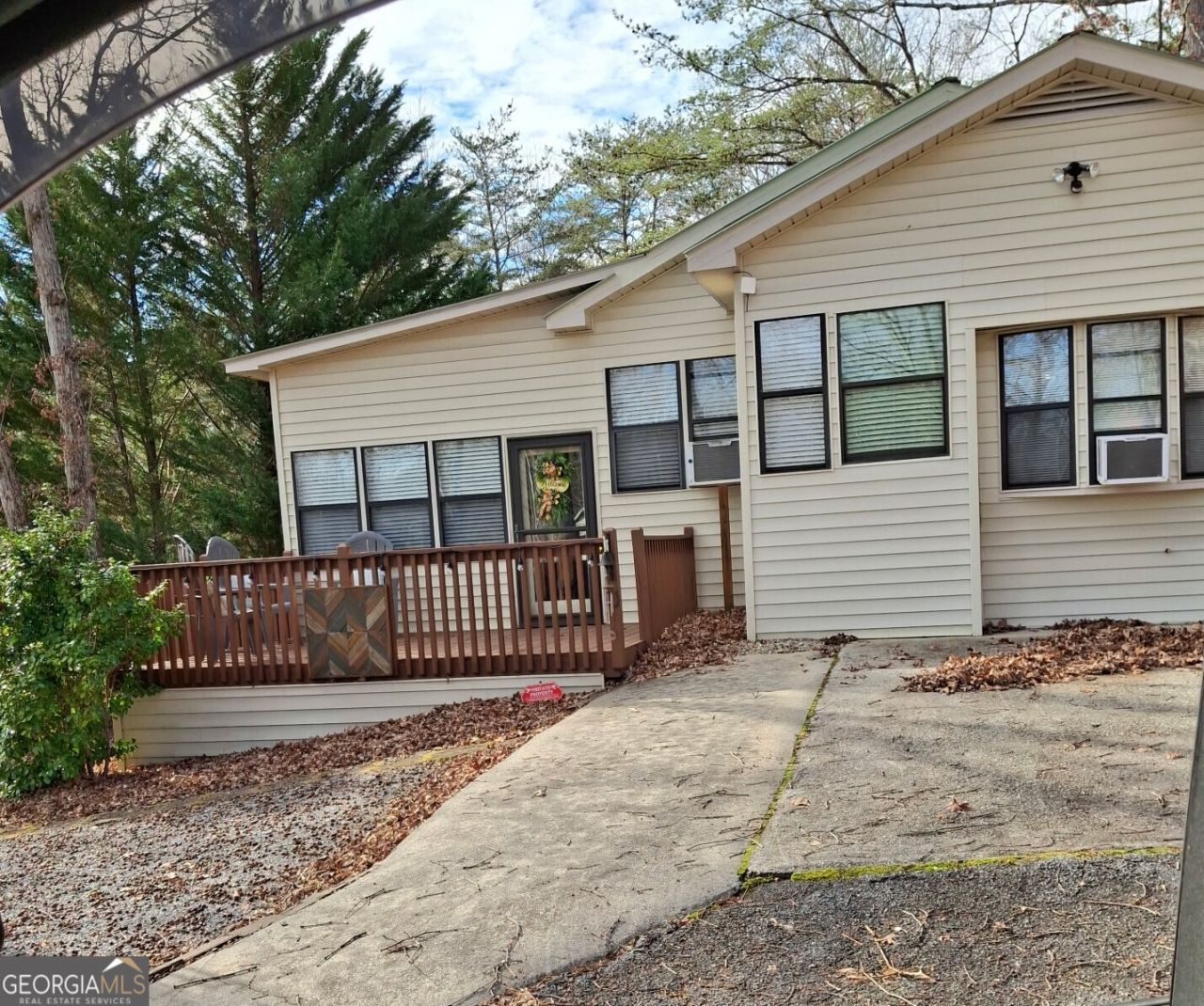 112 Cindy Parkway, Cleveland, GA 30528 Main Photo