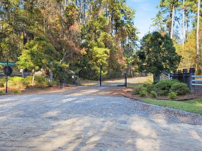 7783 Chaplin Garden Lane, Edisto Island, SC 29438