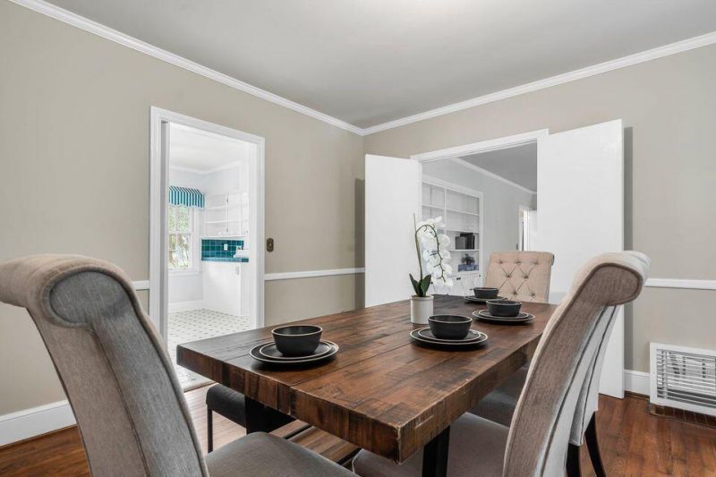 205 Woodlawn Street Photo 14