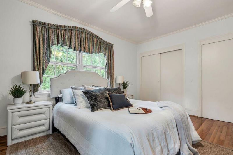 205 Woodlawn Street Photo 25