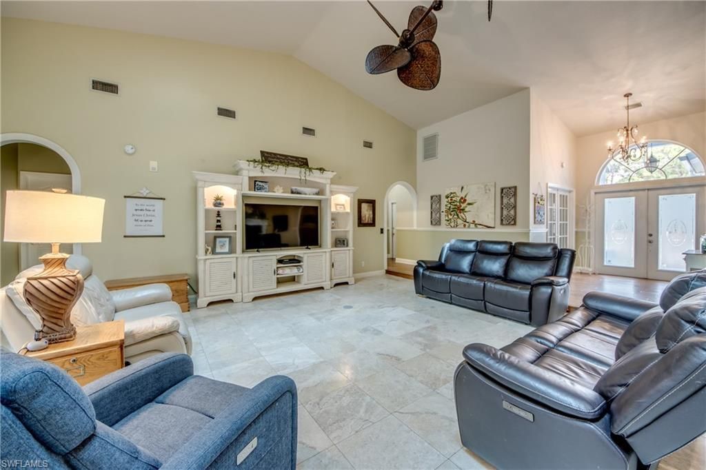 706 SW 6th St, Cape Coral, FL 33991 Photo