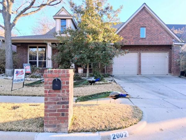 2002 Brianna Lane, Arlington, TX 76001