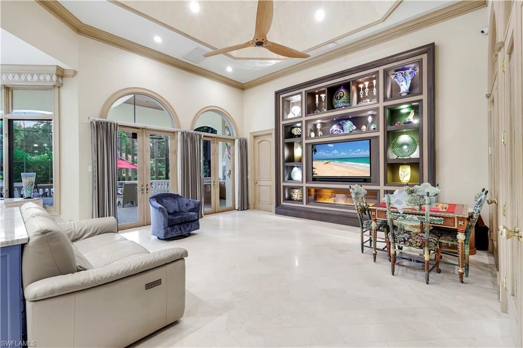 683 Hickory Rd, Naples, FL 34108 Photo
