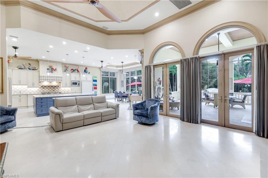 683 Hickory Rd, Naples, FL 34108 Photo