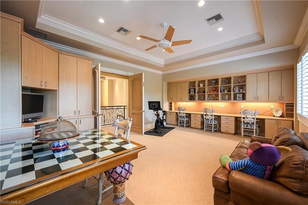 683 Hickory Rd, Naples, FL 34108 Photo