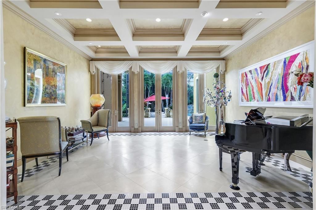 683 Hickory Rd, Naples, FL 34108 Photo