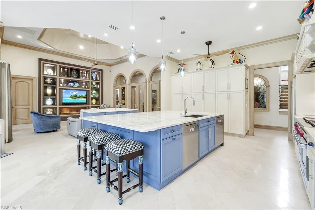 683 Hickory Rd, Naples, FL 34108 Photo