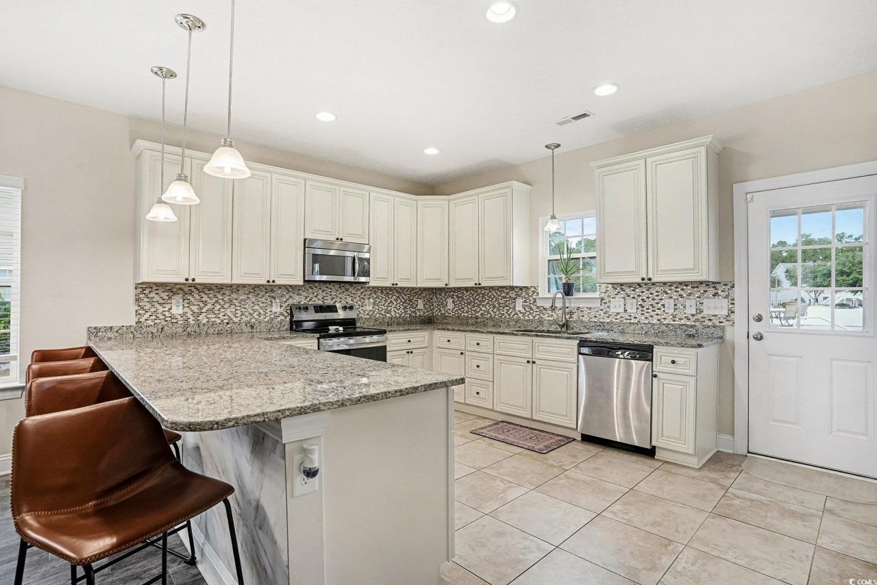 232 Turning Pines Loop Photo 9