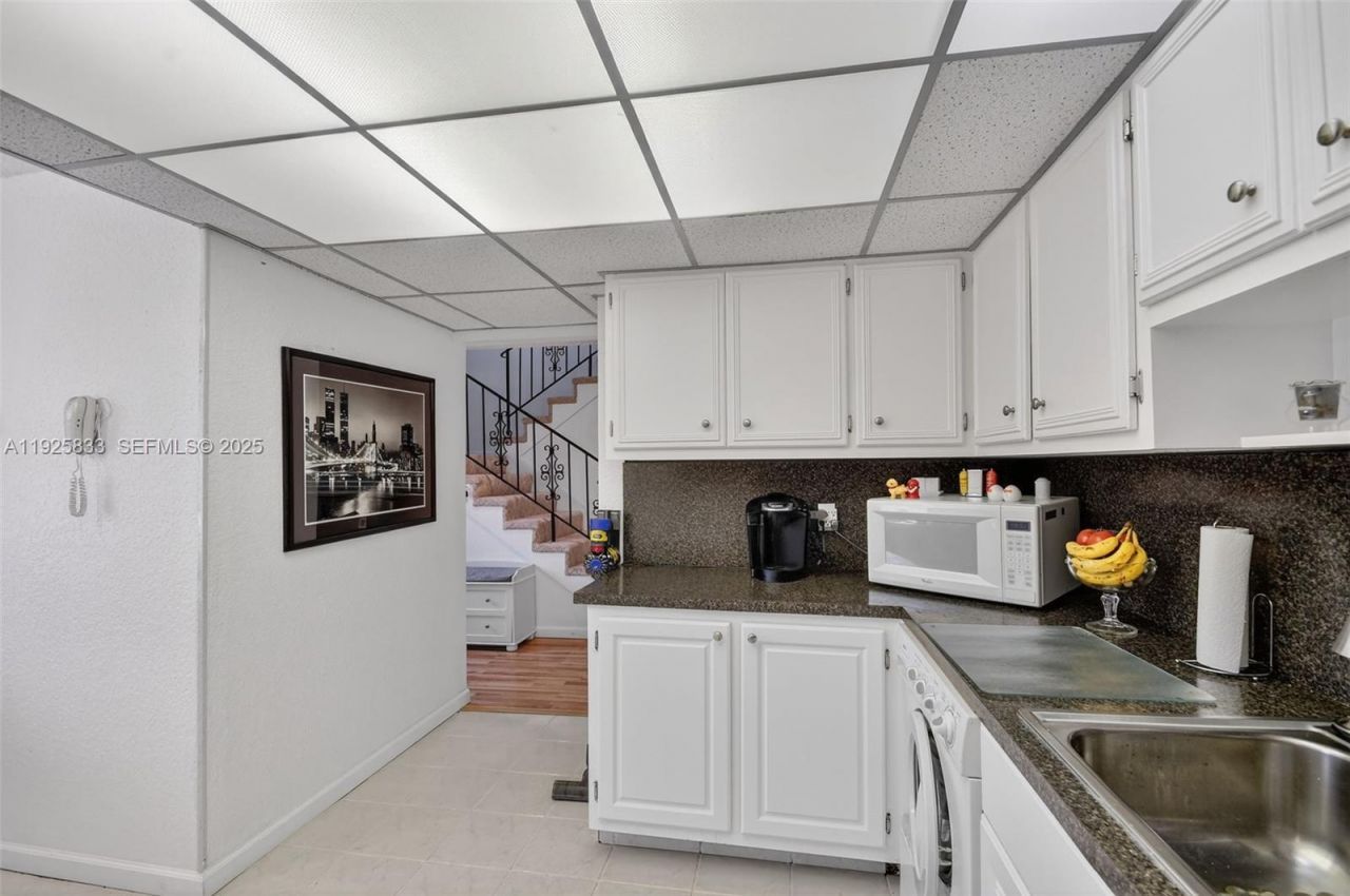 820 Salem Ln, Unit B, Lake Worth, FL 33467 Photo