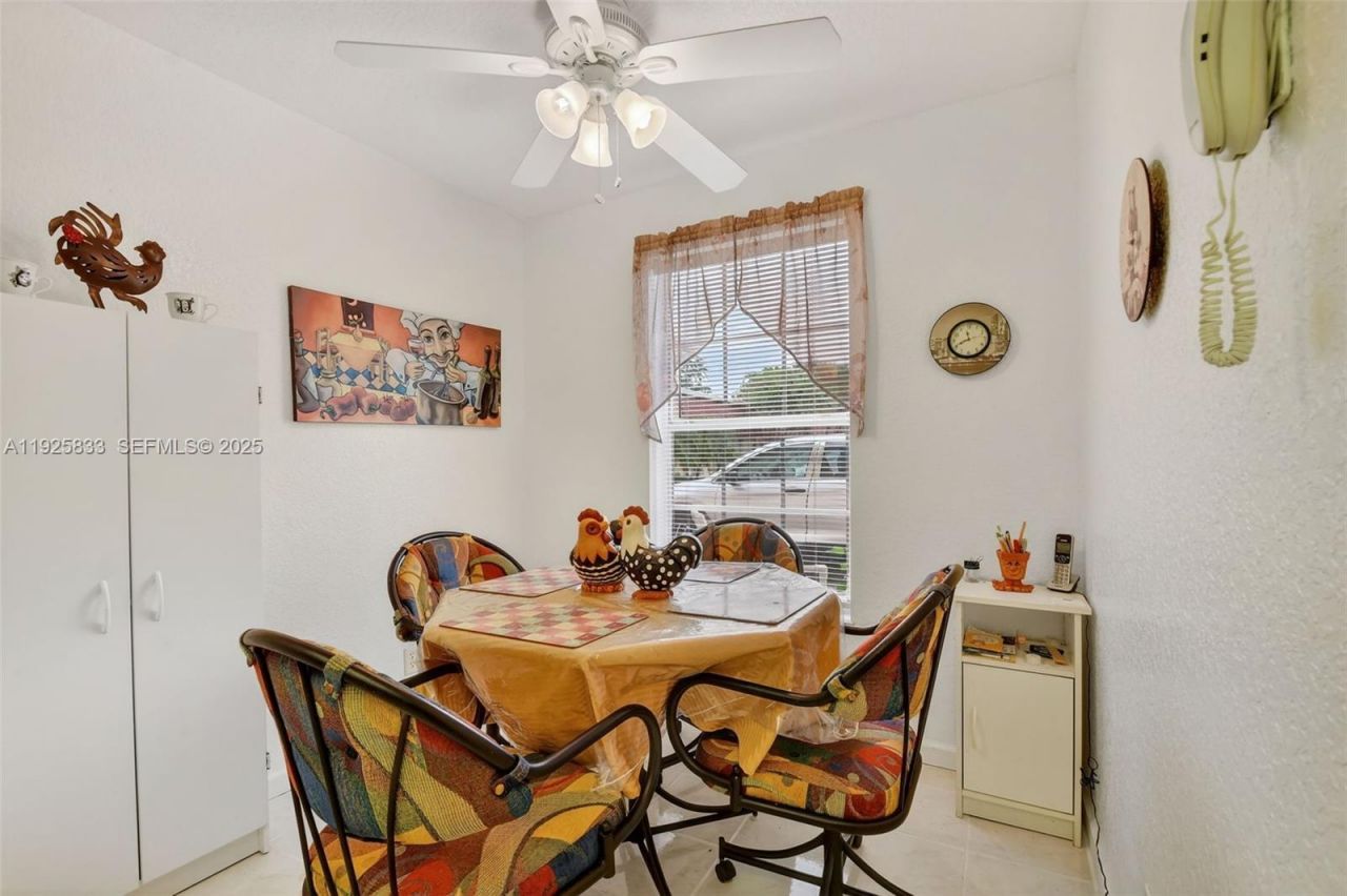 820 Salem Ln, Unit B, Lake Worth, FL 33467 Photo