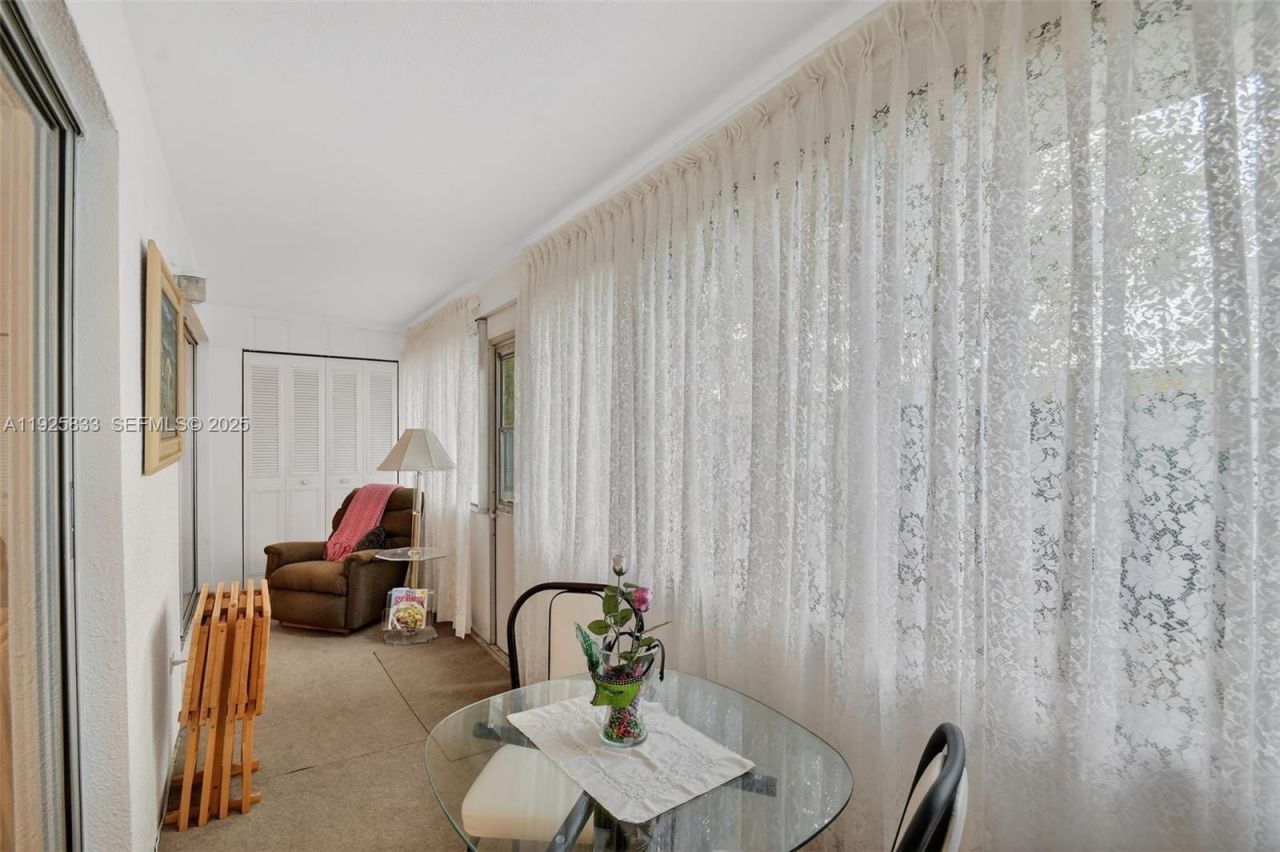 820 Salem Ln, Unit B, Lake Worth, FL 33467 Photo