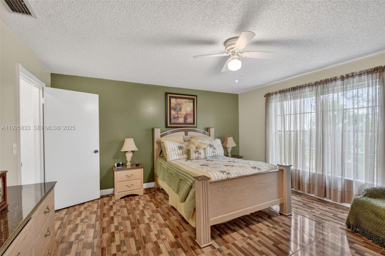 820 Salem Ln, Unit B, Lake Worth, FL 33467 Photo