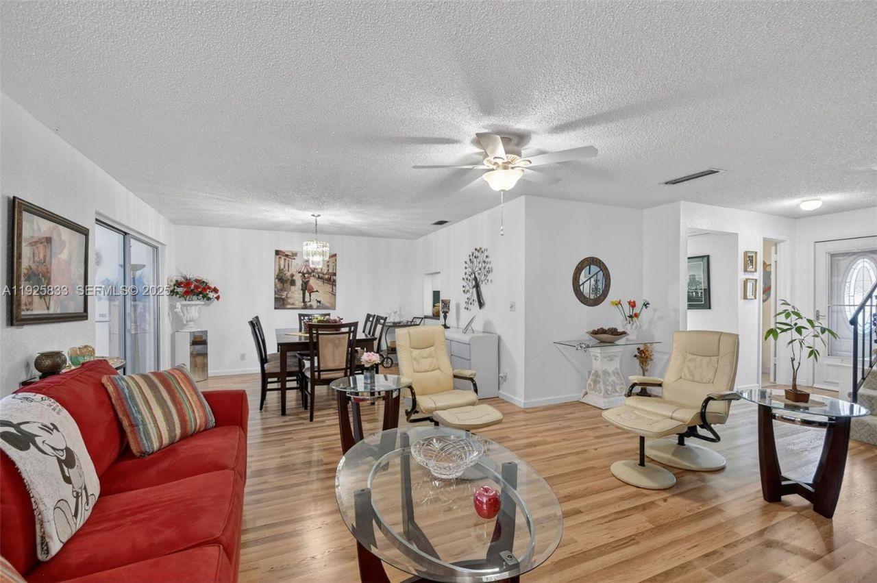 820 Salem Ln, Unit B, Lake Worth, FL 33467 Photo