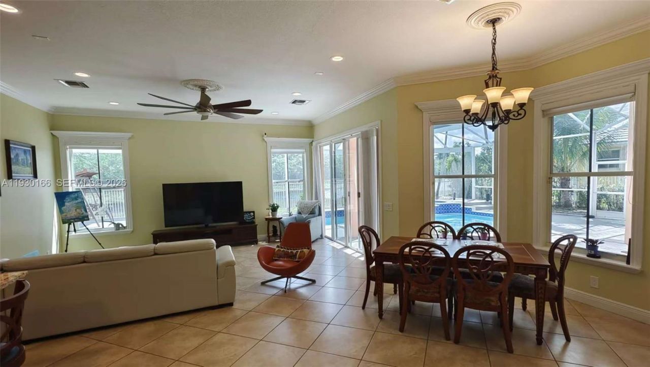 1035 Waterside Cir, Weston, FL 33327 Photo