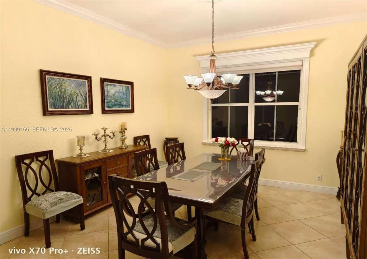 1035 Waterside Cir, Weston, FL 33327 Photo