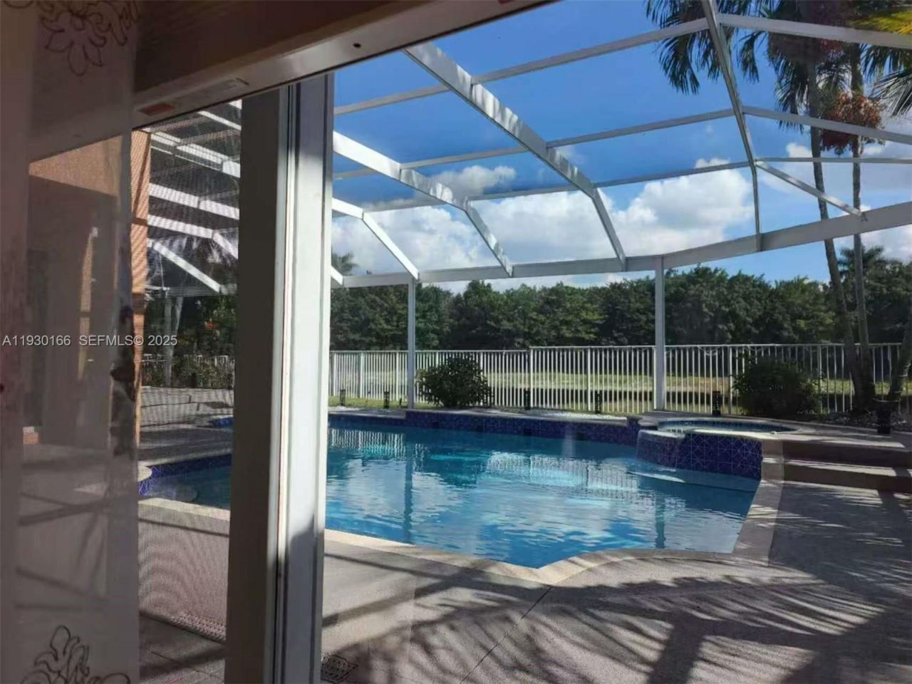 1035 Waterside Cir, Weston, FL 33327 Photo