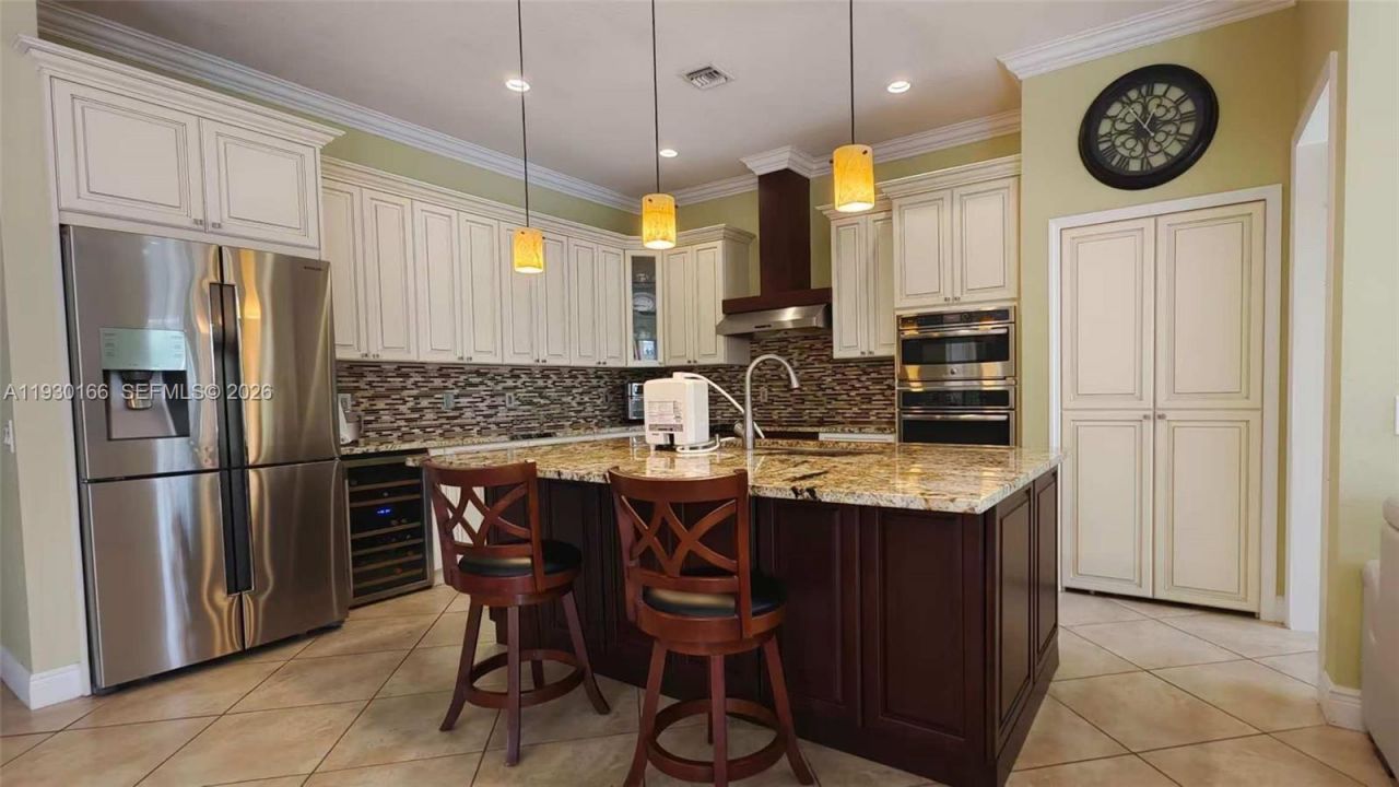 1035 Waterside Cir, Weston, FL 33327 Photo