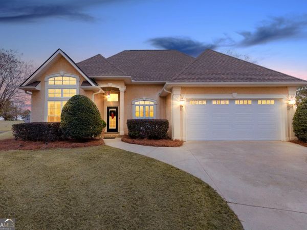 48 Idlewood Circle, Hawkinsville, GA 31036