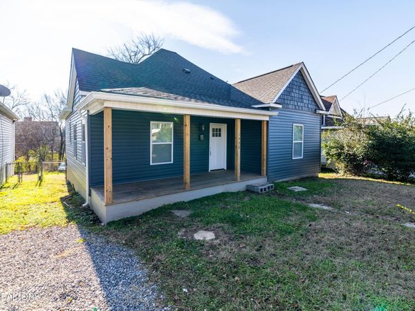 1422 Beaumont Ave, Knoxville, TN 37921