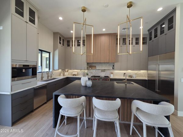 4332 E Vermont Avenue, Phoenix, AZ 85018