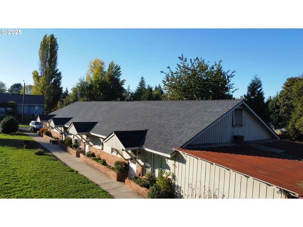 302 S 19TH AVE, Cornelius, OR 97113
