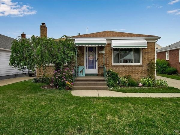 179 Hamilton Boulevard, Kenmore, NY 14217