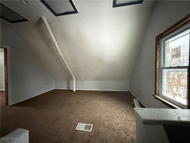 3542 E 108th Street, Cleveland, OH 44105 Photo 9