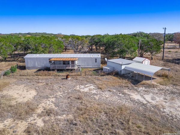 313 Big Meadows Dr, Bandera, TX 78003