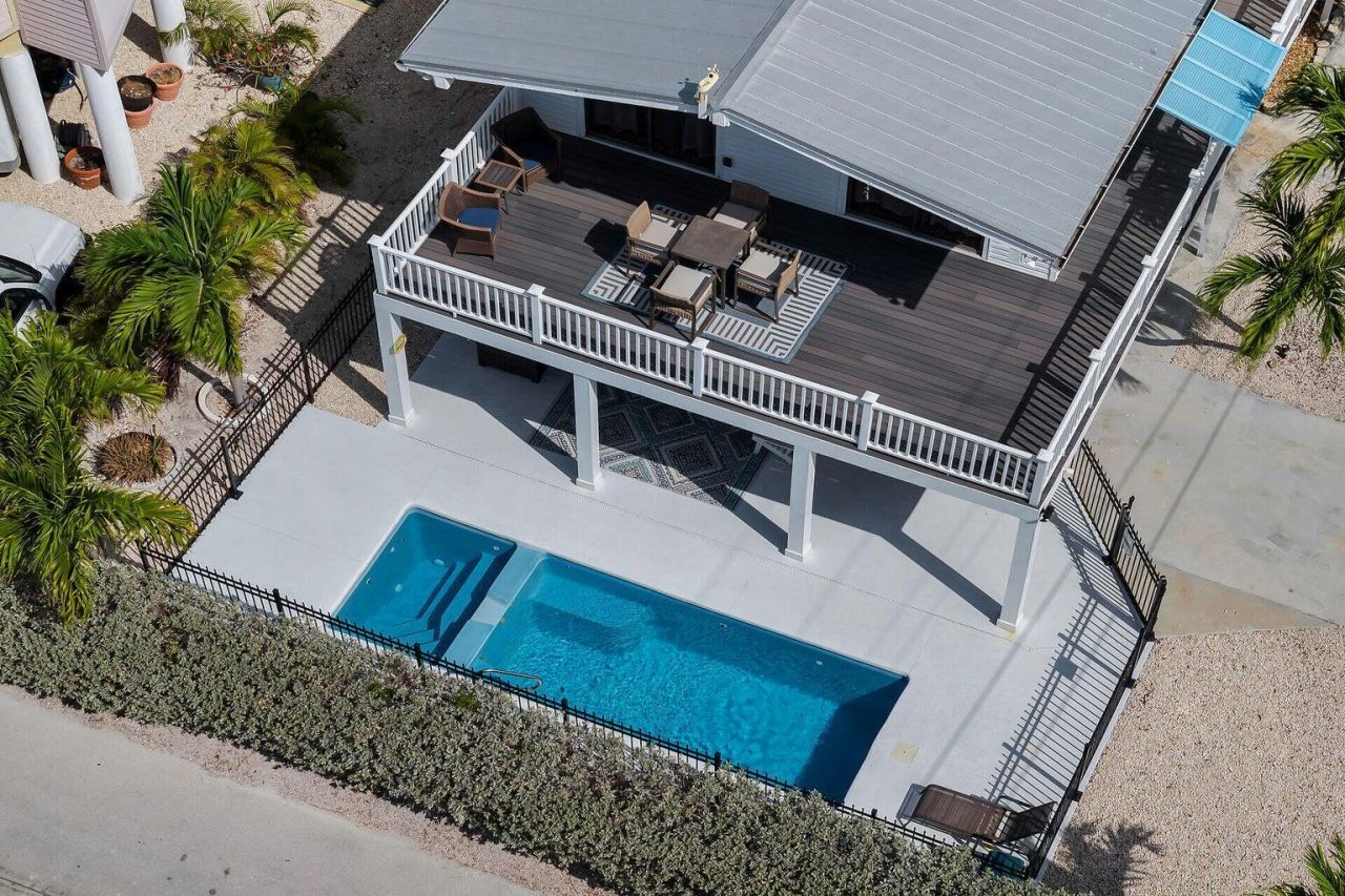 699 116th Street Ocean, Marathon, FL 33050 Photo