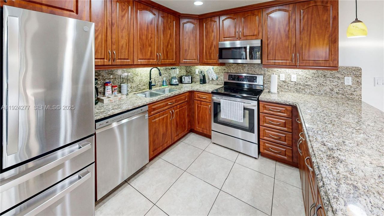 29725 SW 168th Ct, Homestead, FL 33030 Photo