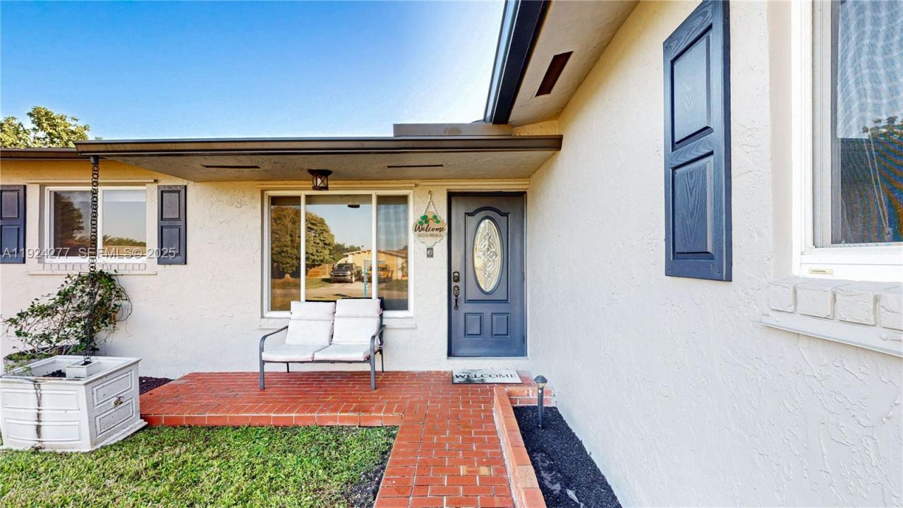 29725 SW 168th Ct, Homestead, FL 33030 Photo