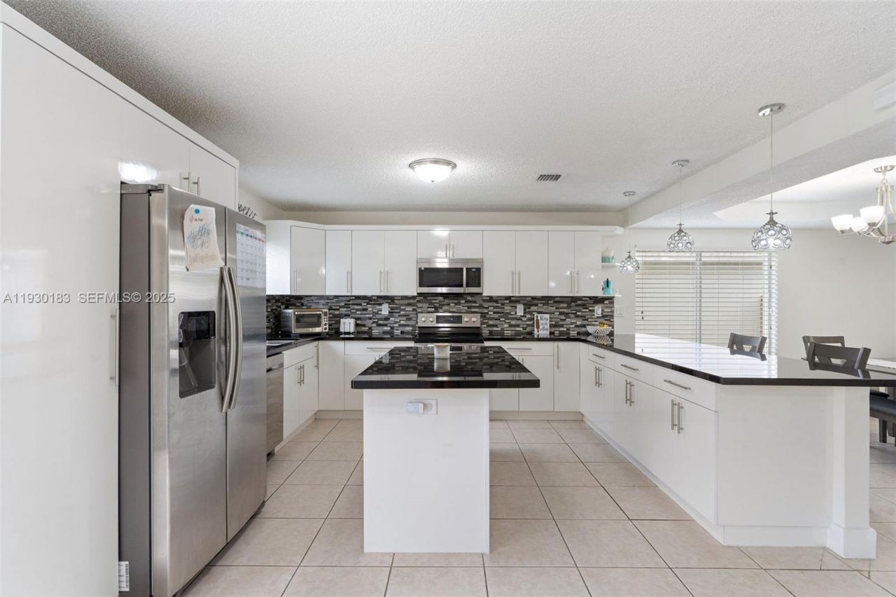 14152 SW 154th Ct, Miami, FL 33196 Photo