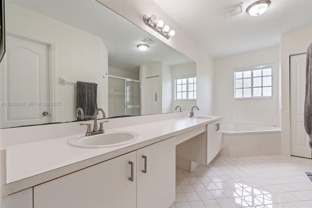 14152 SW 154th Ct, Miami, FL 33196 Photo