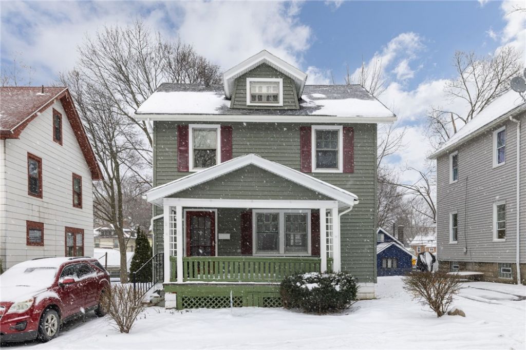 8 Emanon Street, Rochester, NY 14621 Main Photo