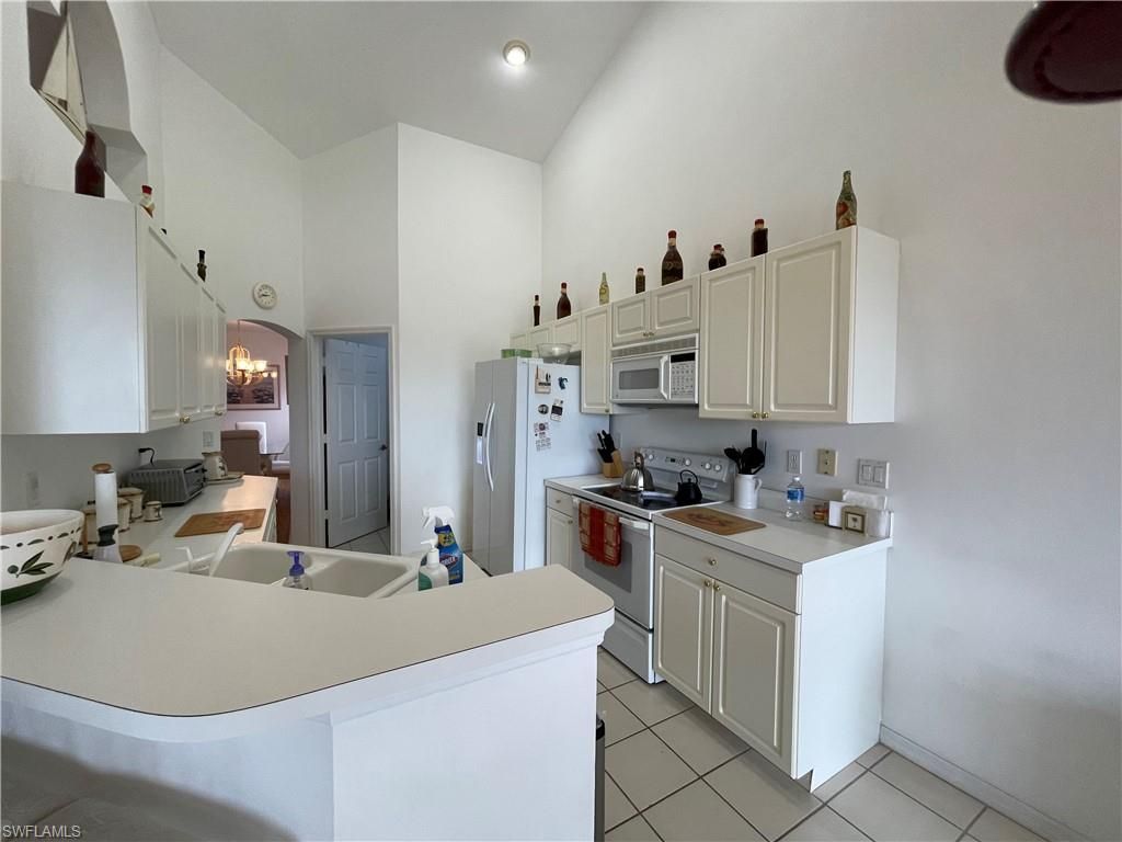 25232 Pelican Creek Cir, Unit 202, Bonita Springs, FL 34134 Photo