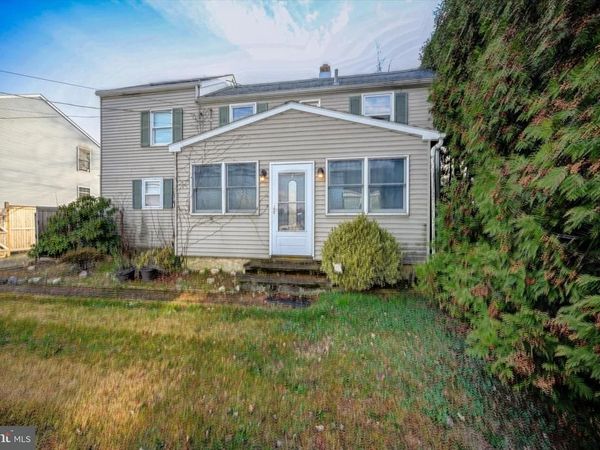 618 CHESTERFIELD ARNEYTOWN ROAD, CHESTERFIELD, NJ 08515