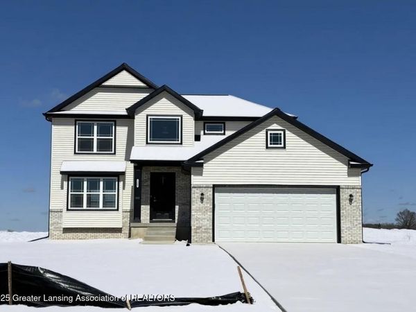 15312 Sherwood Lane, Lansing, MI 48906