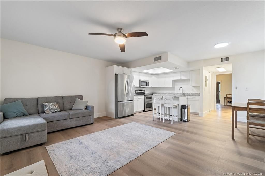 511 SW South River Drive, Unit 104, Stuart, FL 34997 Photo