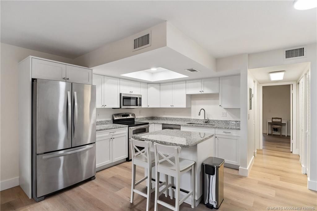 511 SW South River Drive, Unit 104, Stuart, FL 34997 Photo