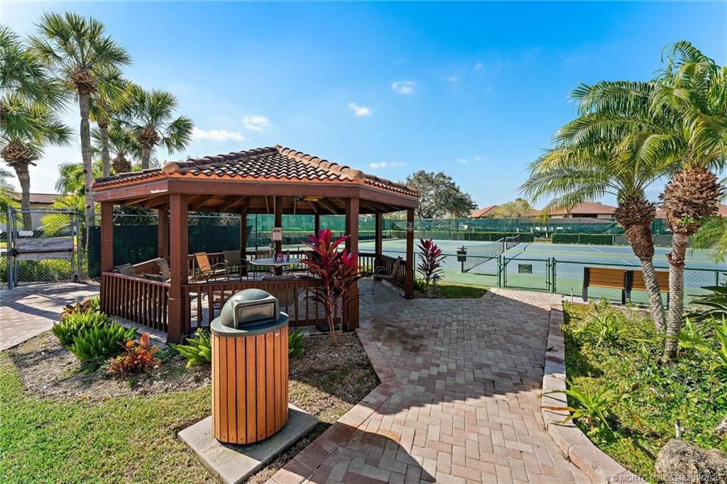 511 SW South River Drive, Unit 104, Stuart, FL 34997 Photo