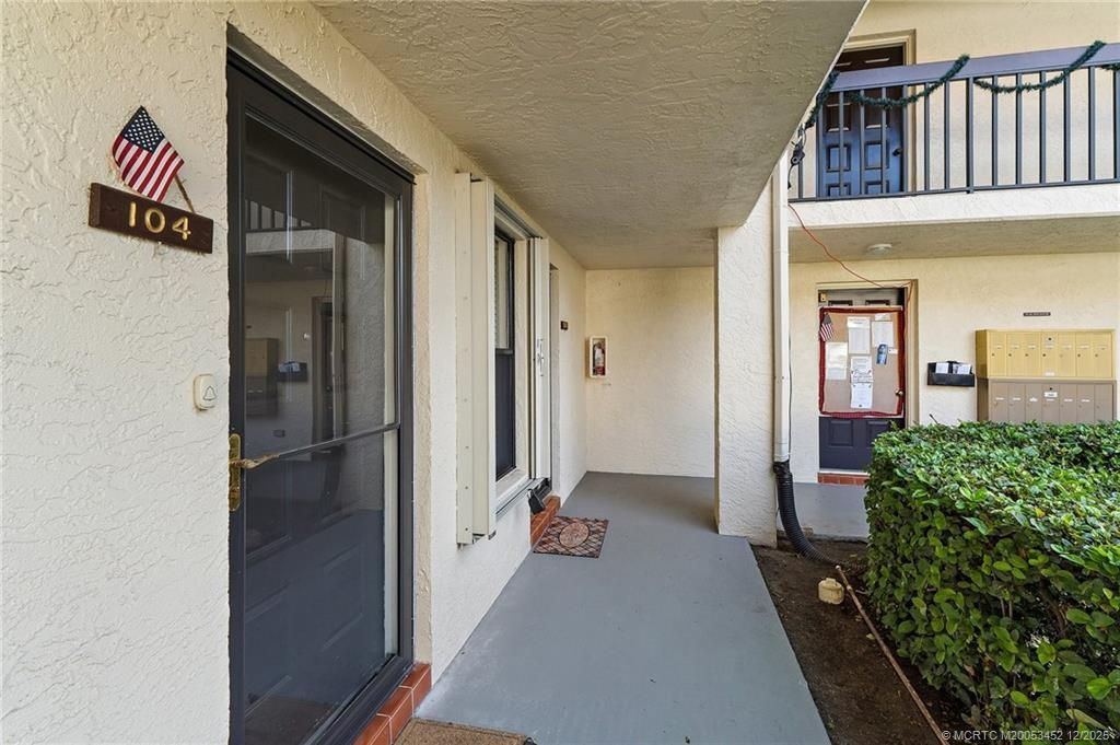 511 SW South River Drive, Unit 104, Stuart, FL 34997 Photo