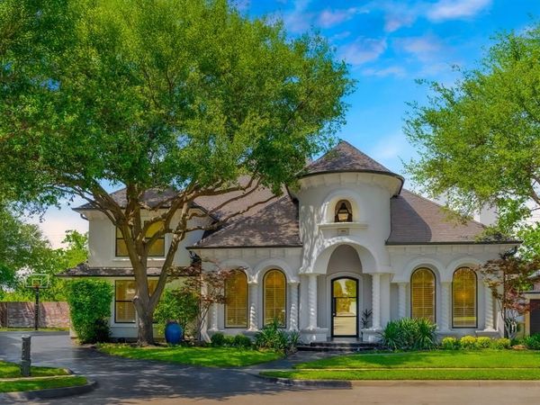 4001 Memorial Court, Carrollton, TX 75010