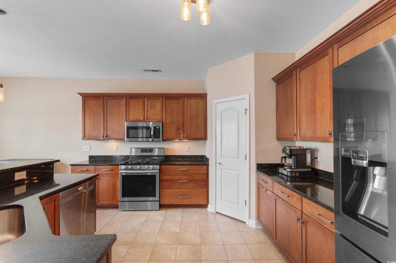 530 Tourmaline Dr. Photo 12