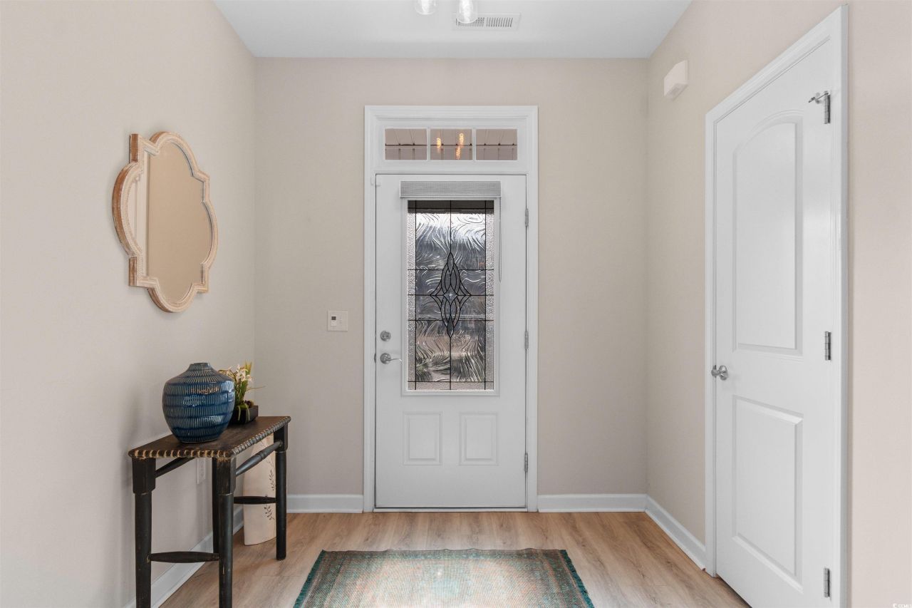 530 Tourmaline Dr. Photo 6